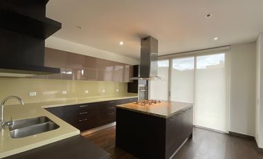 Casa campestre en arriendo – Cerros de Suba, Conjunto Torreladera Bosque Reservado