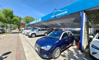 Local Comercial Con Gran Vitrina En Avenida Manuel Montt