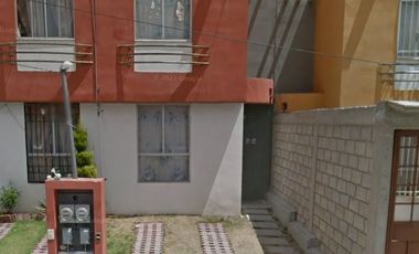 AC10 CASA EN VENTA EN CALLE PASEOS DEL GRANATE CUAUTITLAN