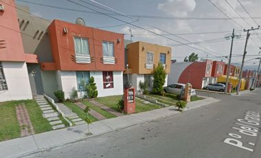 AC10 CASA EN VENTA EN CALLE PASEOS DEL GRANATE CUAUTITLAN