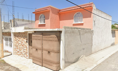 GRAN CASA EN VENTA EN C. CEDRO 100, RESIDENCIAL ARBOLEDAS, HGO. GRAN OPORTUNIDAD DE INVERSIÓN (RECUPERACIÓN BANCARIA)