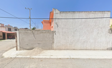 GRAN CASA EN VENTA EN C. CEDRO 100, RESIDENCIAL ARBOLEDAS, HGO. GRAN OPORTUNIDAD DE INVERSIÓN (RECUPERACIÓN BANCARIA)