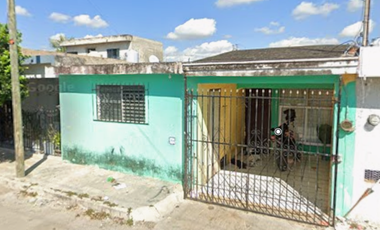 Casa En Remate Bancario- Hector Victoria, Kanasín, Yucatán.