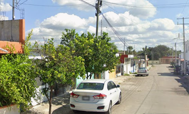 Casa En Remate Bancario- Hector Victoria, Kanasín, Yucatán.