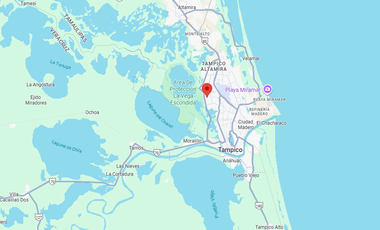 Casa En Remate Bancario- Vista Bella, Tampico, Tamaulipas.