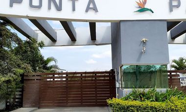 CASA EN RENTA ZONA IXTAPA SIN MUEBLES 3 HABITACIONES