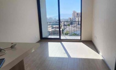 se arrienda DEPARTAMENTO NUEVO al frente del Parque Los Reyes