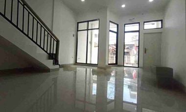 di Jual Ruko di Jalan Raya Kedung Halang Dekat Pemda Cibinong