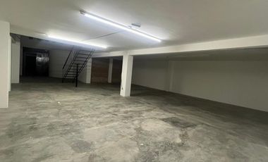 EXCELENTE BODEGA CON OFICINAS CERCA DE CAMINO REAL Y ZAVALETA