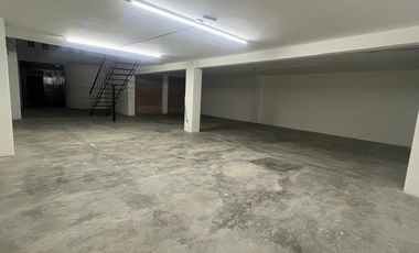 EXCELENTE BODEGA CON OFICINAS CERCA DE CAMINO REAL Y ZAVALETA