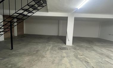 EXCELENTE BODEGA CON OFICINAS CERCA DE CAMINO REAL Y ZAVALETA