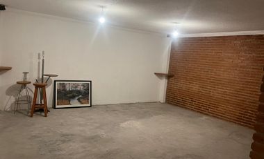 EXCELENTE BODEGA CON OFICINAS CERCA DE CAMINO REAL Y ZAVALETA