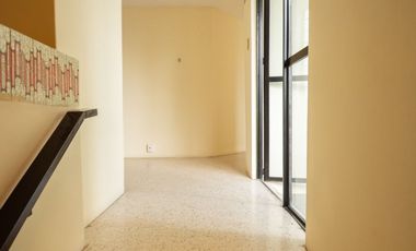 OFICINA EN ESQUINA EN RENTA, PRADOS AGUA AZUL