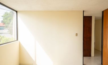 OFICINA EN ESQUINA EN RENTA, PRADOS AGUA AZUL