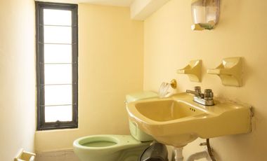 OFICINA EN ESQUINA EN RENTA, PRADOS AGUA AZUL