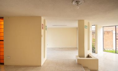 OFICINA EN ESQUINA EN RENTA, PRADOS AGUA AZUL