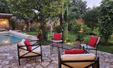 CASA EN VENTA DE 1 NIVEL  EN EL CENTRO DE MÉRIDA