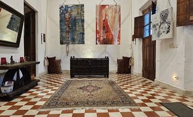 CASA EN VENTA DE 1 NIVEL  EN EL CENTRO DE MÉRIDA