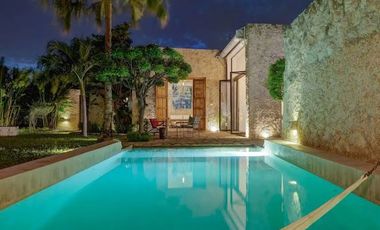 CASA EN VENTA DE 1 NIVEL  EN EL CENTRO DE MÉRIDA