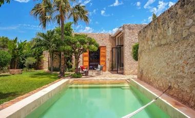 CASA EN VENTA DE 1 NIVEL  EN EL CENTRO DE MÉRIDA