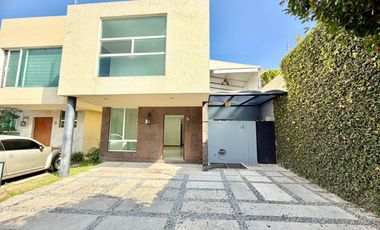 Casa en Renta $21,600.00 más Mantenimiento, Condominio Gran Duque en calle Lorenzo Barcelata N°000, Casa Interiror N°00, Rinconada Bugambilias en Zapo