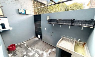 Casa en Renta $21,600.00 más Mantenimiento, Condominio Gran Duque en calle Lorenzo Barcelata N°000, Casa Interiror N°00, Rinconada Bugambilias en Zapo