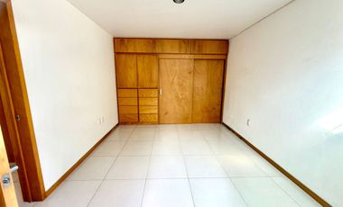 Casa en Renta $21,600.00 más Mantenimiento, Condominio Gran Duque en calle Lorenzo Barcelata N°000, Casa Interiror N°00, Rinconada Bugambilias en Zapo