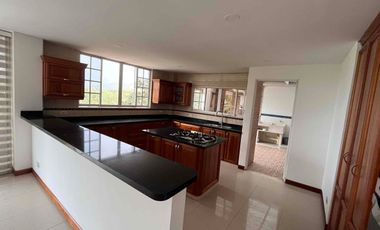 Vendo o permuto Casa Campestre en Cerritos pereira