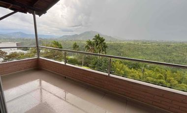 Vendo o permuto Casa Campestre en Cerritos pereira
