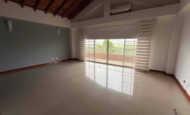 Vendo o permuto Casa Campestre en Cerritos pereira