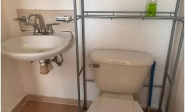 CASA EN VENTA EN ZAMORA, CALLE PINO SUAREZ, COL. LA LUNETA, MICHOACAN