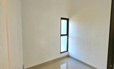 Dikontrakan rumah baru lokasi dekat dengan pasar kosambi karawang Sewa 1 Tahun gratis 6 Bulan