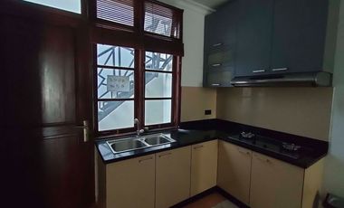 Rumah MEWAH Ayani 1 seberang Mega Mall Pontianak + PERABOT