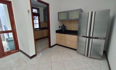 Rumah MEWAH Ayani 1 seberang Mega Mall Pontianak + PERABOT