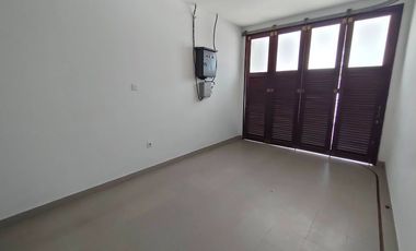 Rumah MEWAH Ayani 1 seberang Mega Mall Pontianak + PERABOT