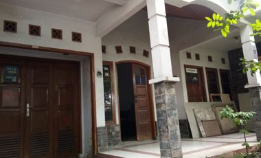 Sewa Rumah Luas Antapani Raya dekat Gasmin Lokasi Strategis Potensial Bisnis | SW059