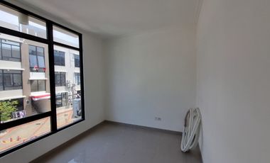 Disewakan Green Royal Residence Uk.50m2 – Rumah Rapi, Lokasi Strategis