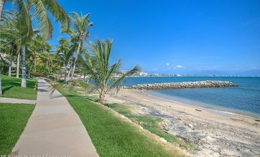PUNTA ESMERALDA