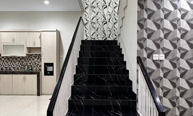 Disewakan Rumah Mewah Full Furnish di Cluster Taman Simpruk – Lippo Cikarang