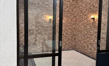 Disewakan Rumah Mewah Full Furnish di Cluster Taman Simpruk – Lippo Cikarang