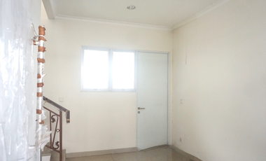 Rumah 2lt 6x15 90m type 2KT Cluster La Seine JGC Jakarta Garden City Cakung