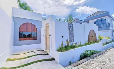 MEDITERRANEAN SANTORINI VILLA IN CLUSTER ELITE NUSA DUA