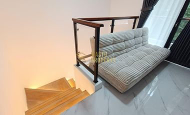 Rumah 2 Lantai Full Furnish Dijual Murah di Ngemplak Sleman