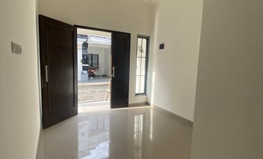 Jual Rumah Take Over 2LT Free Kitchen Set di Geneve Residence dkt GDC Depok