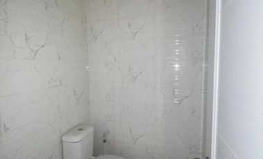 Jual Rumah Take Over 2LT Free Kitchen Set di Geneve Residence dkt GDC Depok