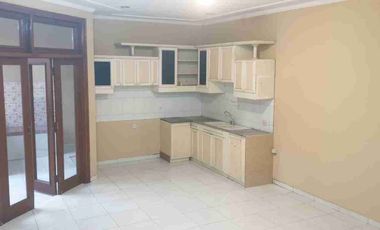 Disewakan rumah di Muara Sudah Renov
