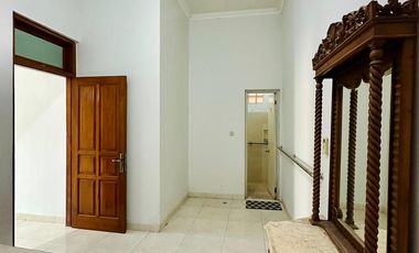 Dijual Rumah di Ngesrep Srondol Banyumanik Semarang