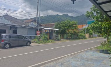 Dijual Rumah Lokasi Wonogiri Pemandangan Bagus, Akses Jalan Utama