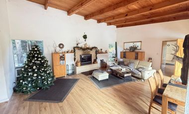 Rancho Ecuestre en Venta | Estilo Moderno Europeo, Cristalería y Vista a Volcanes