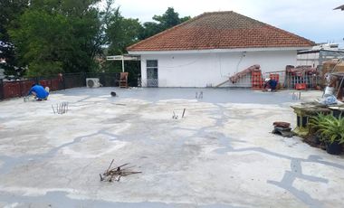 Dijual  Tempat Usaha (Resto) Tanah, Bangunan & Isinya Lokasi Kerten Laweyan Surakarta